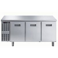 СТОЛ С ОХЛАЖД.ШКАФОМ ELECTROLUX RCSN3M3 726141